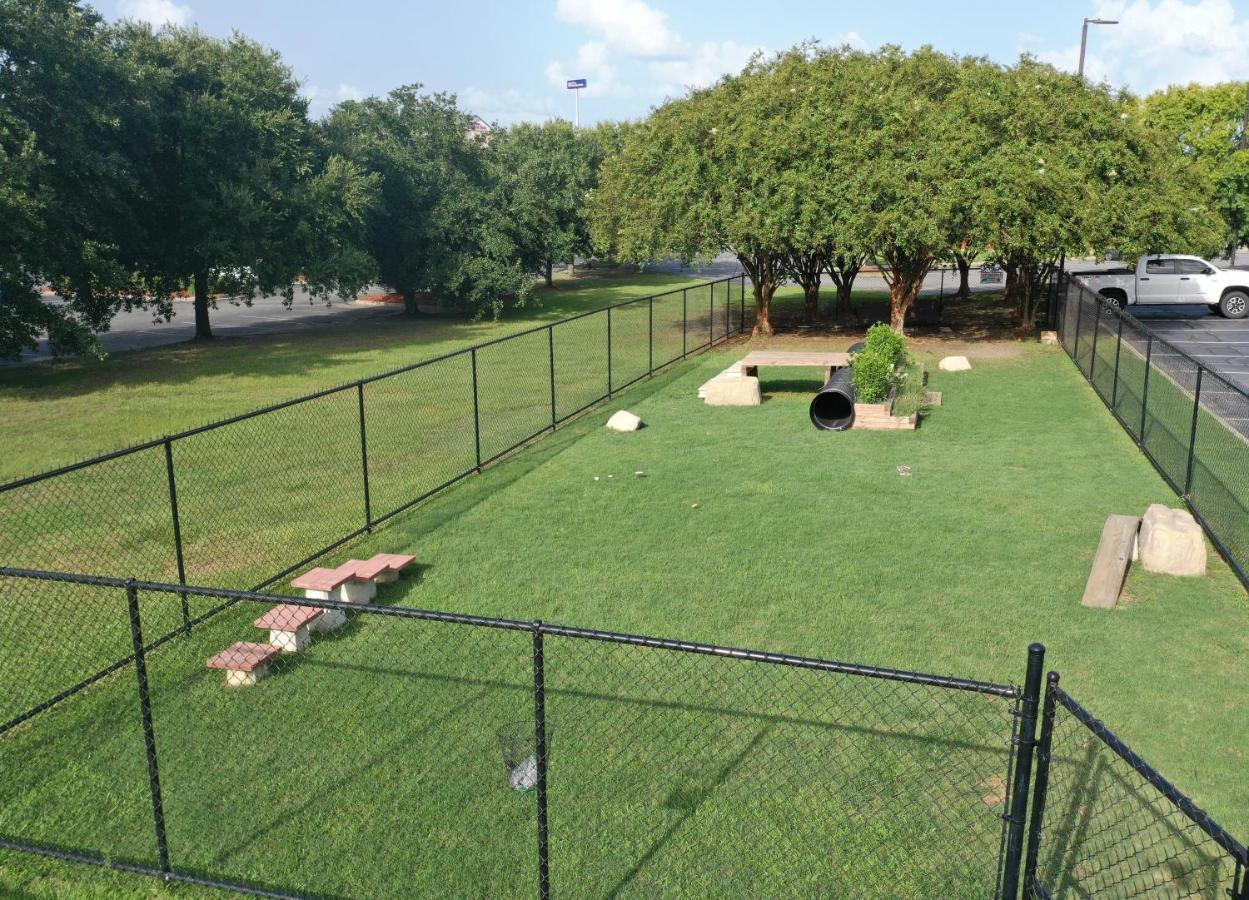 فندق Wingate By Wyndham Valdosta/Moody Afb المظهر الخارجي الصورة